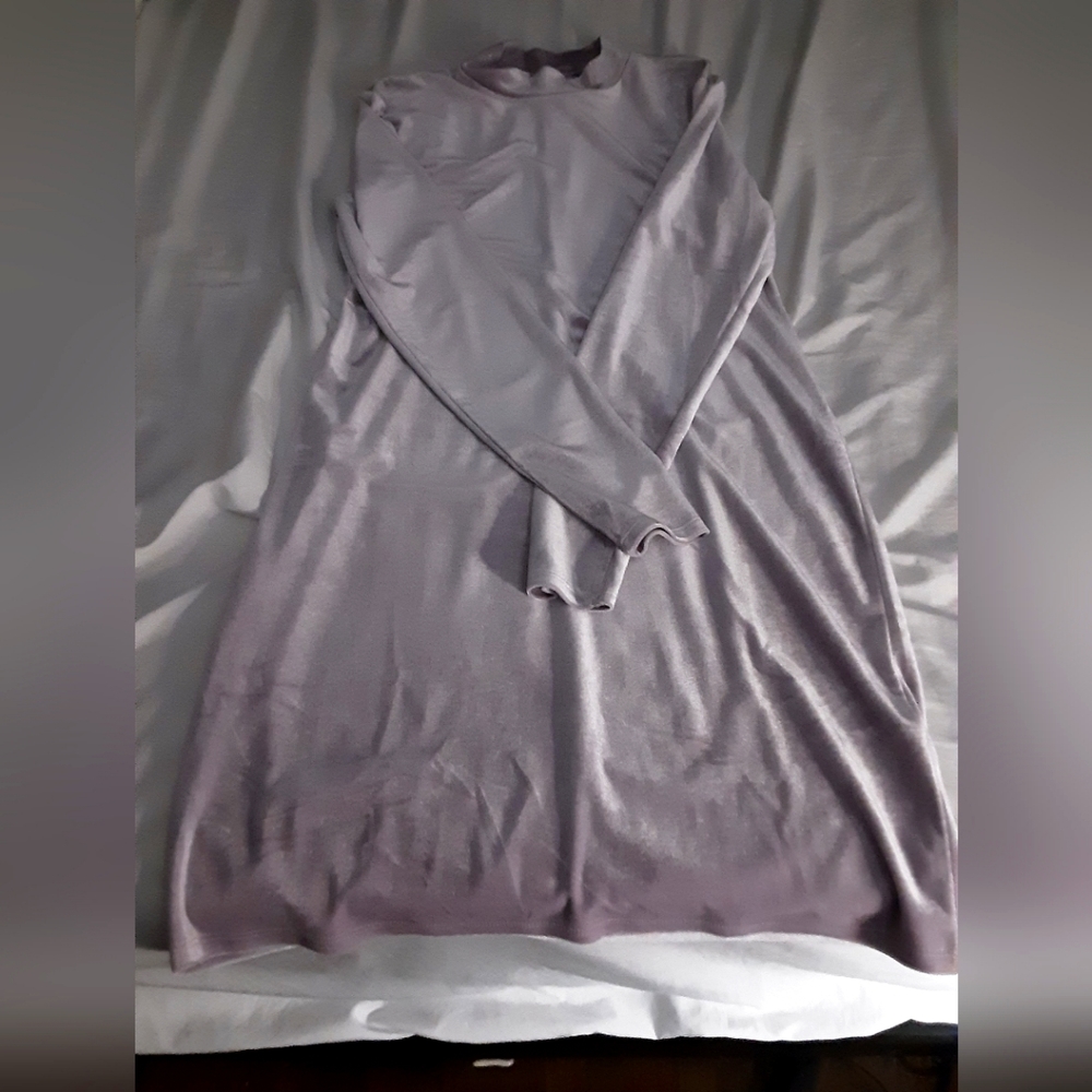 NWT. Lilac, velvet "mini" dress. By H&M.